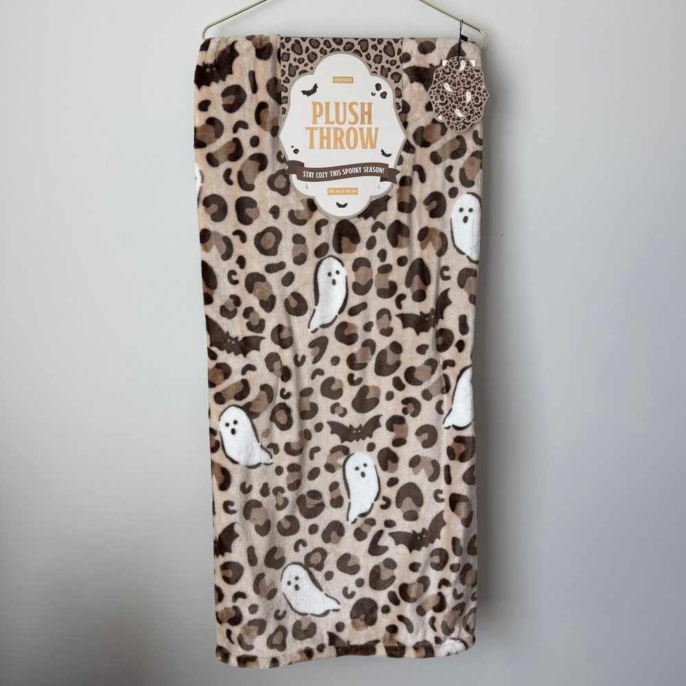 New Envogue Leopard Ghost Bats Throw Blanket 60x70 Brown Halloween Cute Spooky